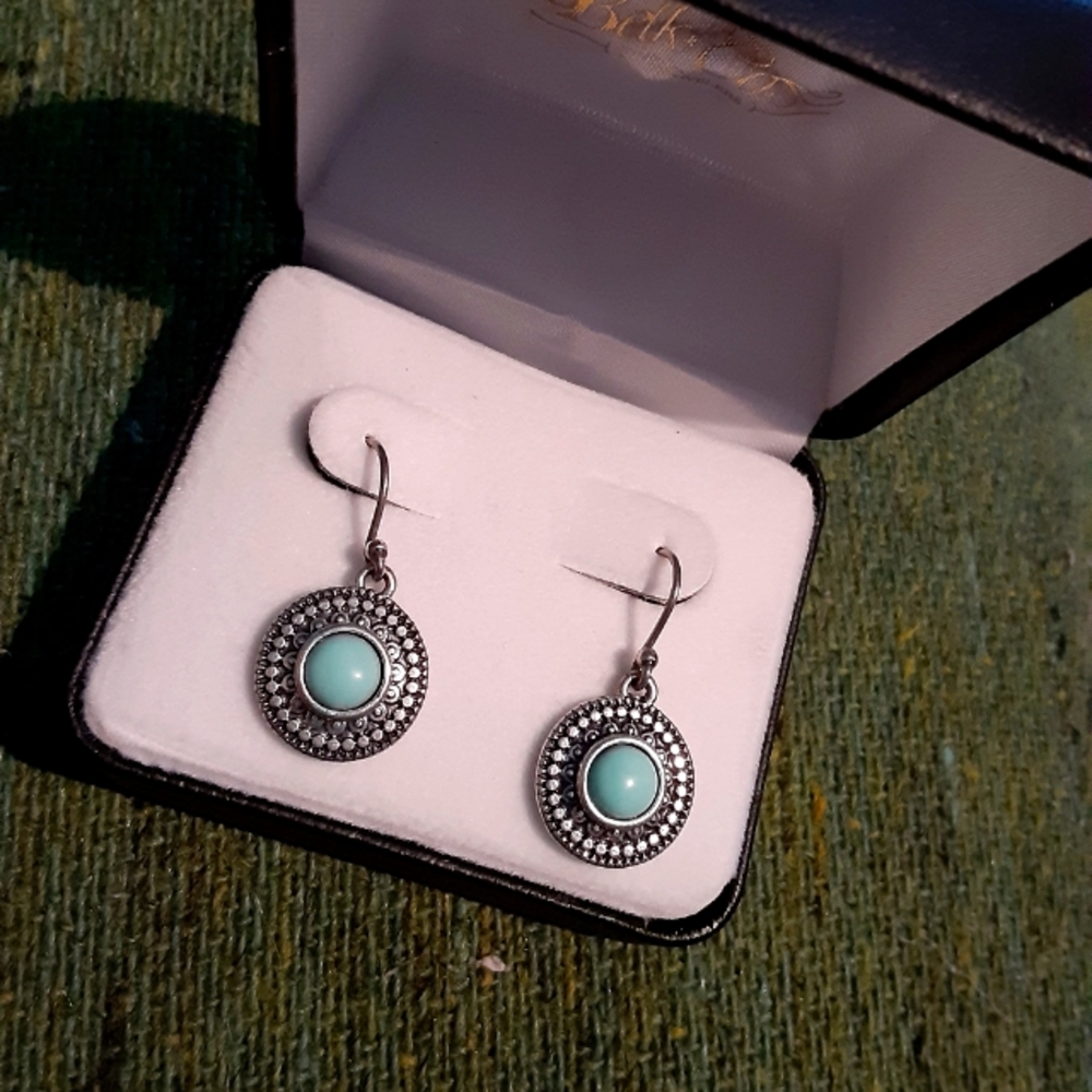 Ear rings